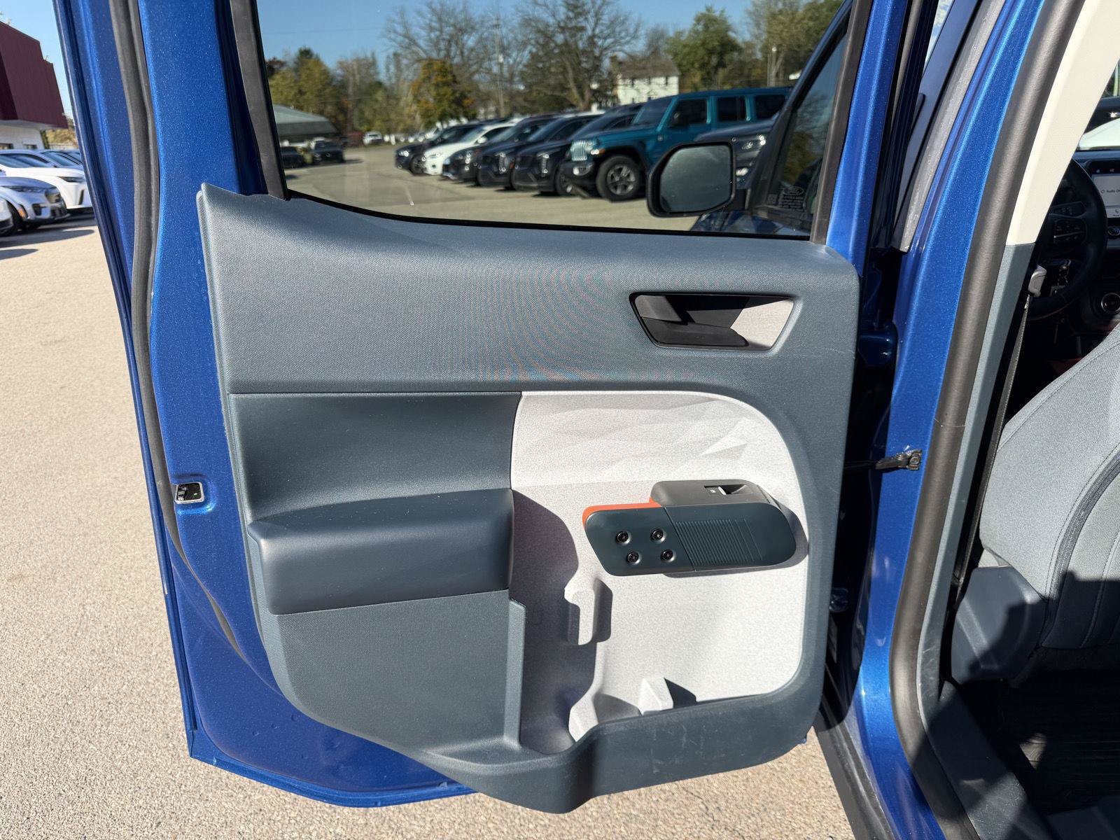 Used 2023 Ford Maverick XLT w/ XLT Luxury Package FWD image 19