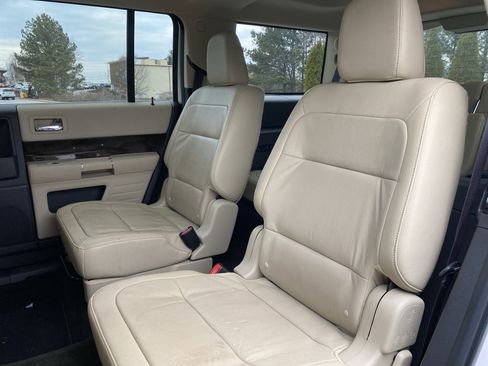 Used 2018 Ford Flex Limited w/ Equipment Group 301A image 9