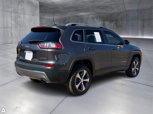 Used 2019 Jeep Cherokee Limited w/ Luxury Group image 7
