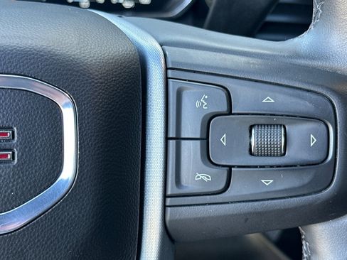 Used 2023 GMC Sierra 1500 Elevation image 36