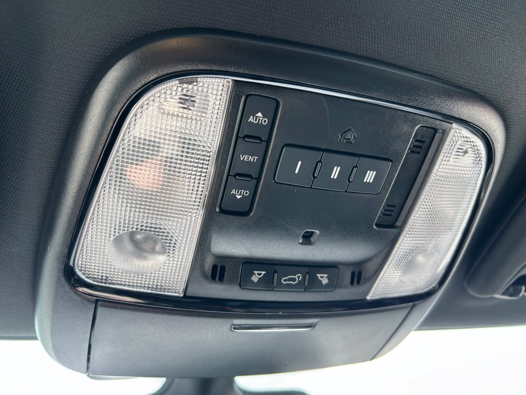 Used 2024 Dodge Durango GT AWD/4WD image 41