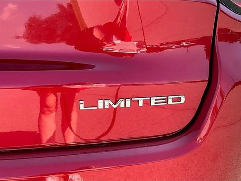Used 2025 Jeep Compass Limited AWD/4WD image 26
