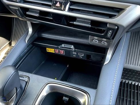 Used 2025 Lexus RX 350 Premium w/ Accessory Package AWD/4WD image 16