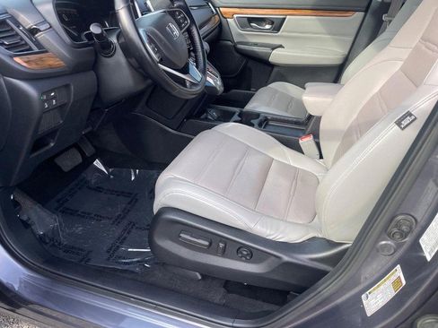 Used 2018 Honda CR-V Touring image 16