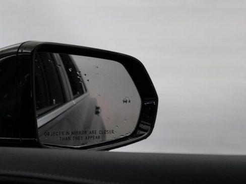 New 2025 Cadillac XT5 Premium Luxury image 24