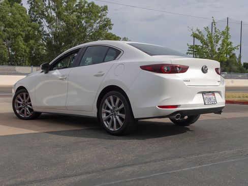 Used 2025 MAZDA MAZDA3 s image 7