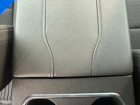 Used 2023 Chevrolet Silverado 1500 LT w/ Z71 Off-Road Package AWD/4WD image 23