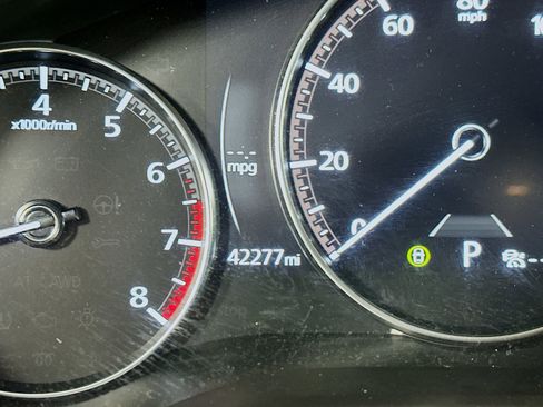 Used 2024 MAZDA MAZDA3 s FWD image 19