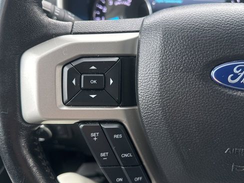 Used 2018 Ford F350 Lariat w/ Chrome Package image 14