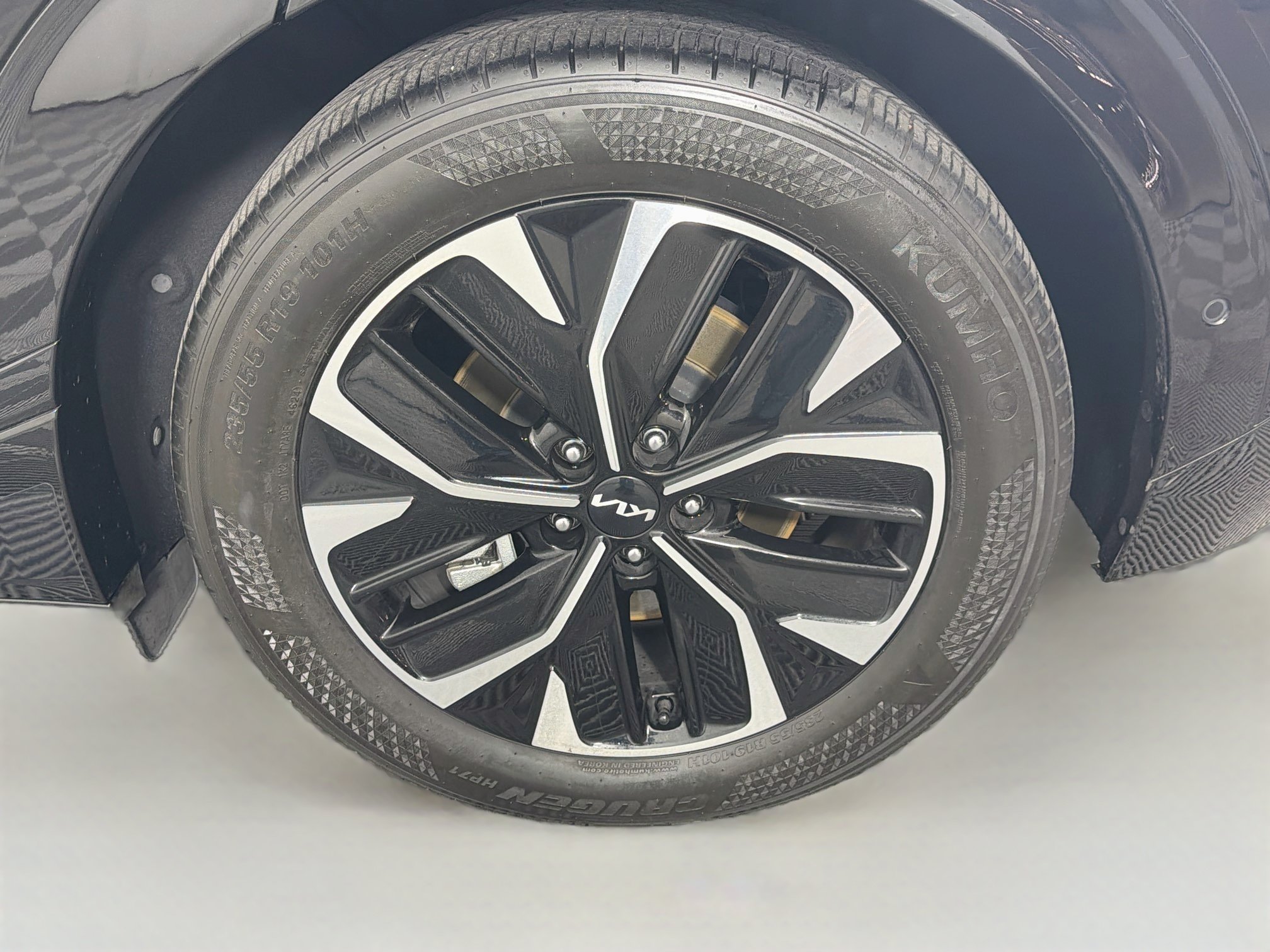 Used 2024 Kia EV6 GT-Line RWD image 11