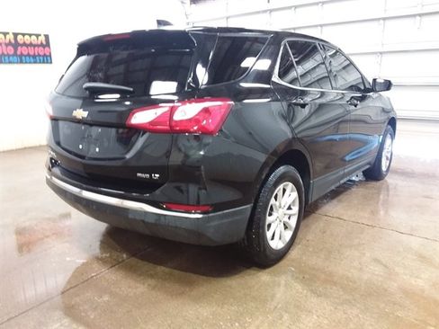 Used 2019 Chevrolet Equinox LT image 3
