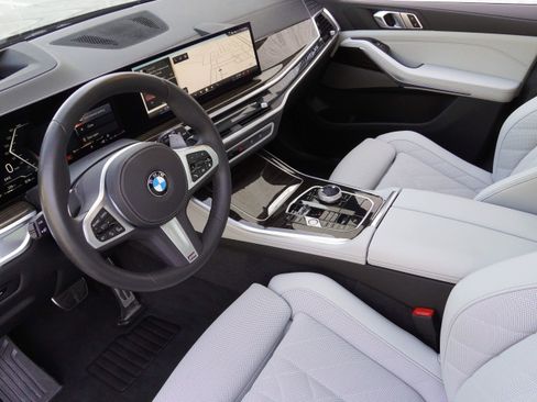Used 2026 BMW X5 xDrive40i w/ Executive Package AWD/4WD image 9