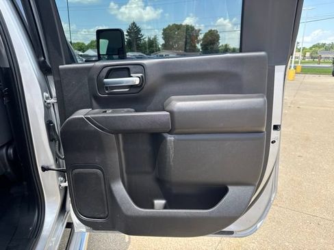 Used 2022 Chevrolet Silverado 3500 LT w/ Convenience Package AWD/4WD image 24