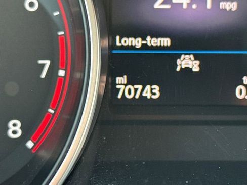 Certified 2021 Volkswagen Tiguan SE R-Line w/ 3rd Row Seat Package image 22