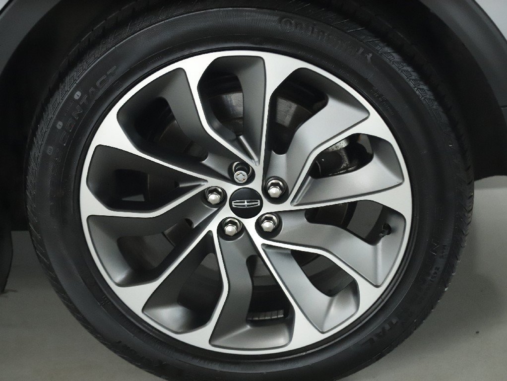 Used 2023 Lincoln Nautilus Reserve w/ Equipment Group 201A AWD/4WD image 42