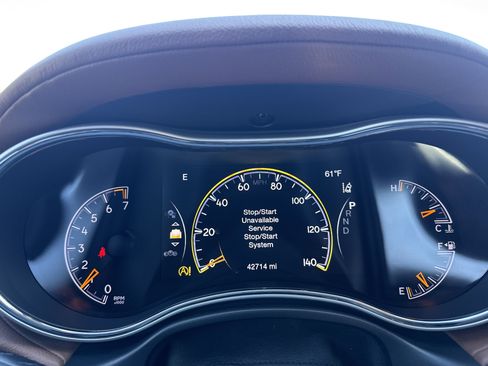 Used 2021 Jeep Grand Cherokee Summit w/ Platinum Series Group image 22