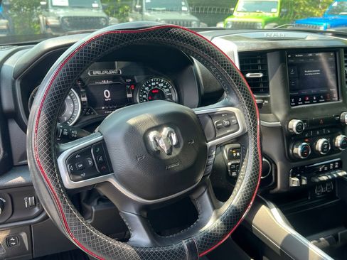 Used 2020 RAM 1500 Big Horn AWD/4WD image 14