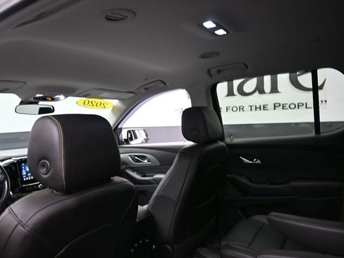 Used 2020 Chevrolet Traverse LT AWD/4WD image 25
