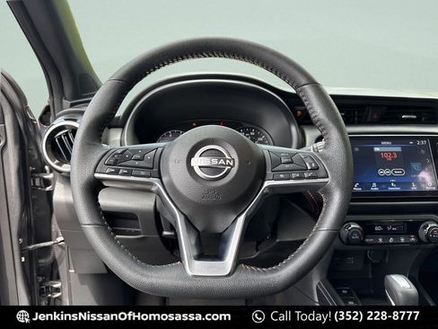 Certified 2024 Nissan Kicks SR FWD image 40
