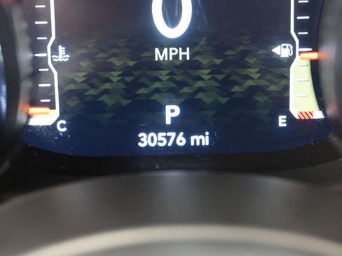 Used 2023 Jeep Wrangler Altitude image 37