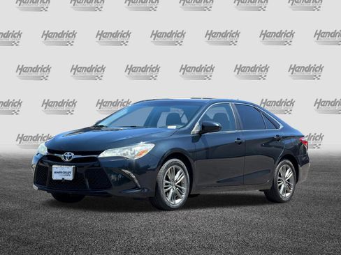 Used 2016 Toyota Camry SE FWD image 9