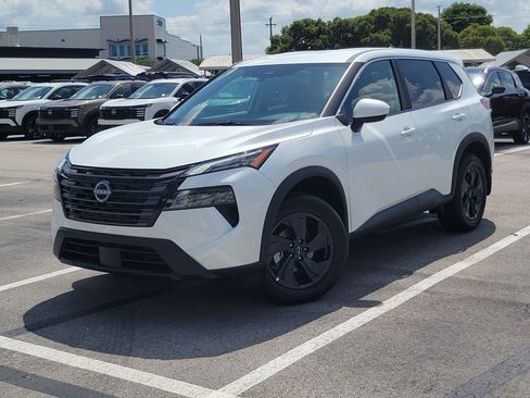 New 2026 Nissan Rogue SV w/ Cold Weather Package FWD image 19