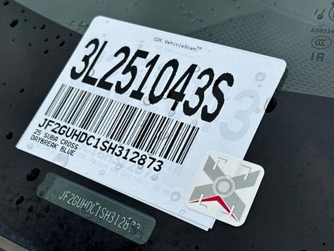 Certified 2025 Subaru Crosstrek 2.5i Premium AWD/4WD image 31