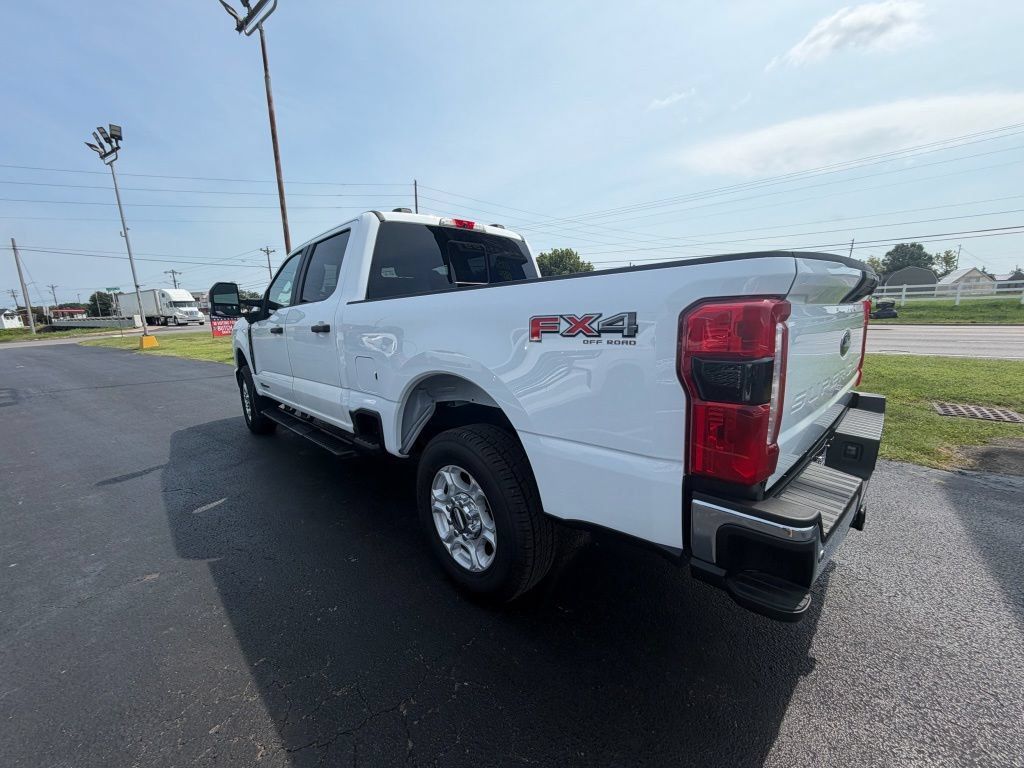 Used 2023 Ford F250 XL w/ STX Appearance Package AWD/4WD image 5