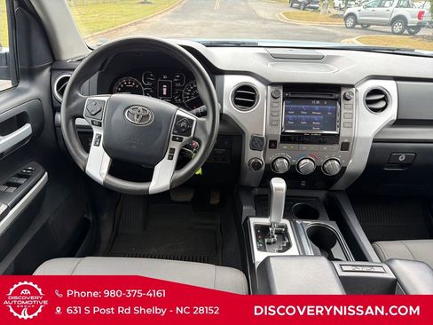 Used 2019 Toyota Tundra SR5 w/ SR5 Upgrade Package AWD/4WD image 31