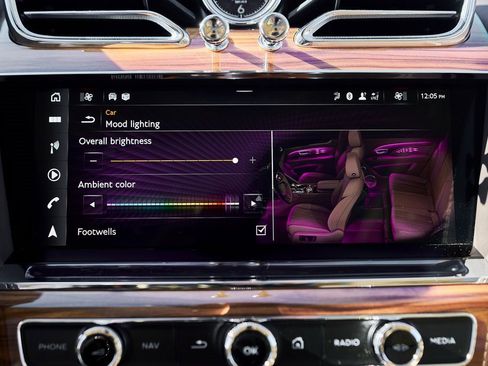 Used 2023 Bentley Bentayga Extended Wheelbase image 78