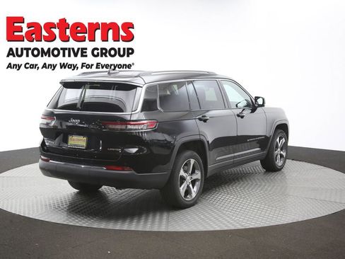 Used 2023 Jeep Grand Cherokee L Limited w/ Luxury Tech Group II AWD/4WD image 44