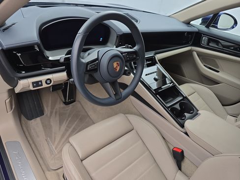 Certified 2026 Porsche Panamera image 4