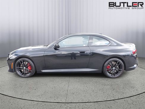 Used 2023 BMW M240i Coupe w/ Premium Package RWD image 3