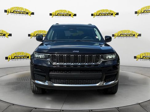 Used 2021 Jeep Grand Cherokee L Laredo w/ Luxury Tech Group I AWD/4WD image 8