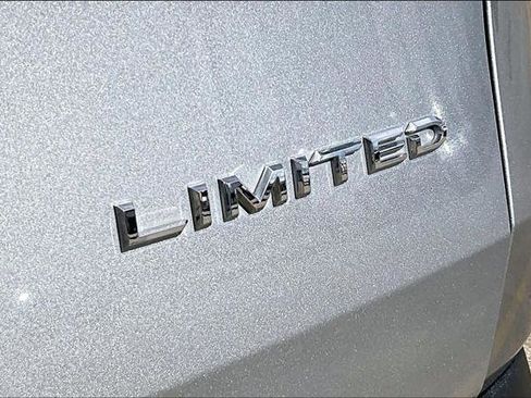 Certified 2024 Toyota Grand Highlander AWD Hybrid image 10