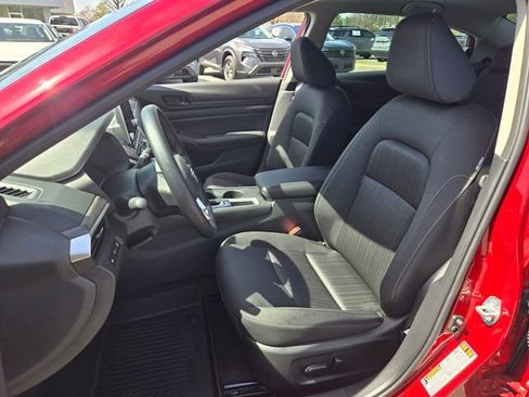 New 2026 Nissan Altima 2.5 SV FWD image 5