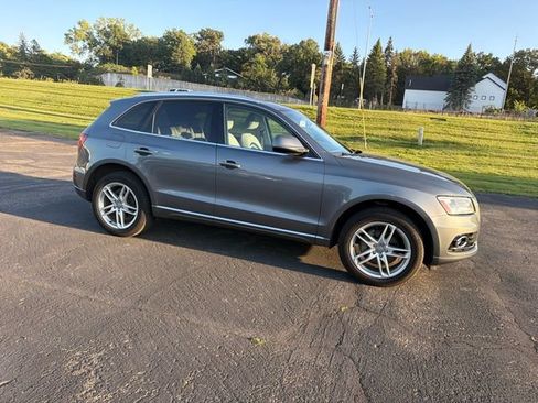 Used 2015 Audi Q5 2.0T Premium Plus w/ Technology Package AWD/4WD image 20