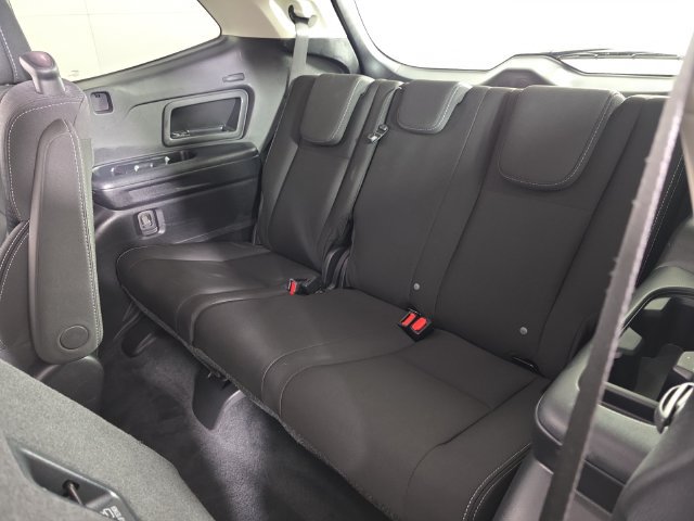 Certified 2025 Subaru Ascent Premium AWD/4WD image 24