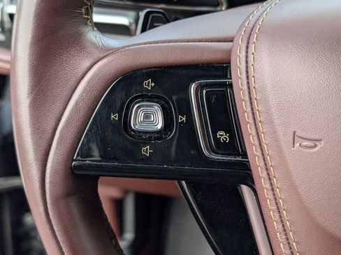 Used 2022 Lincoln Aviator Black Label w/ Dynamic Handling Package image 17