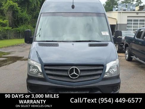 Used 2018 Mercedes-Benz Sprinter 2500 image 1