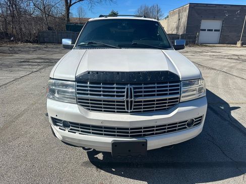 Used 2014 Lincoln Navigator 4WD image 8