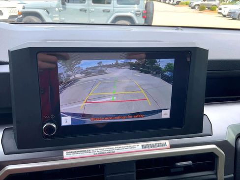 Used 2024 Toyota Tacoma SR5 RWD image 28