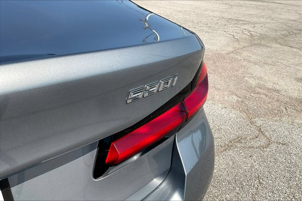 Used 2023 BMW 530i w/ M Sport Package RWD image 27