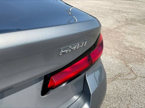 Used 2023 BMW 530i w/ M Sport Package RWD image 27