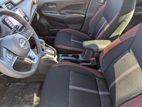 New 2025 Nissan Versa SR w/ Trunk Package FWD image 10