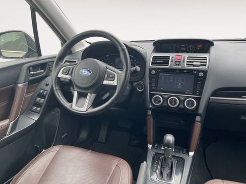 Used 2018 Subaru Forester 2.5i Touring w/ Popular Package #3B AWD/4WD image 10