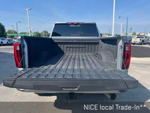Used 2024 GMC Sierra 2500 Denali w/ Denali Reserve Package AWD/4WD image 10