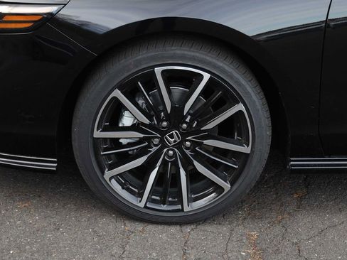 New 2026 Honda Accord Touring image 7