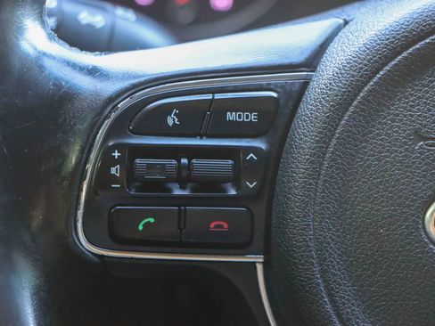 Used 2018 Kia Optima EX image 27