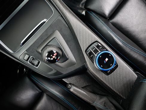 Used 2018 BMW M2 RWD image 43